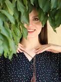 پیراهن نخی بلند زمینه نوک مدادی با گل های ریز سفید کد ۲۹۰